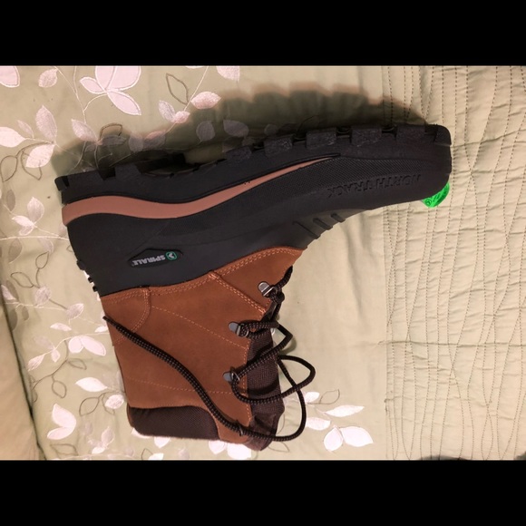 North Trak snow boots by Spirale. - Picture 4 of 7